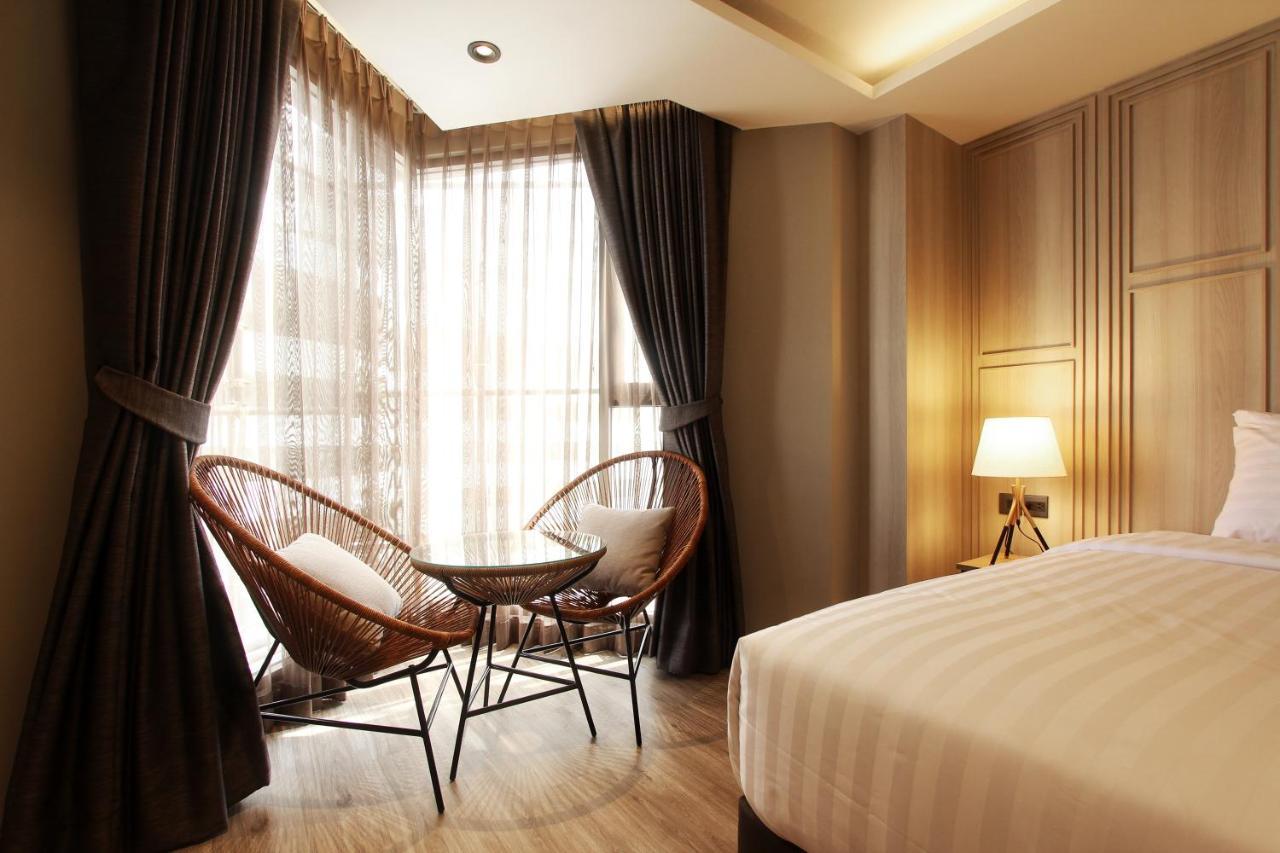 @Nares Hotel Bangkok Buitenkant foto